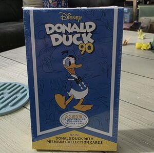 🎁 NEW - Donald Duck 90 Trading Cards Box by EPOCH